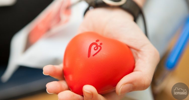 23, 25 и 30 декабря в Химкам пройдет акция «День донора». Все желающие смогут сдать кровь в отделении переливания крови в Поликлинике №1.