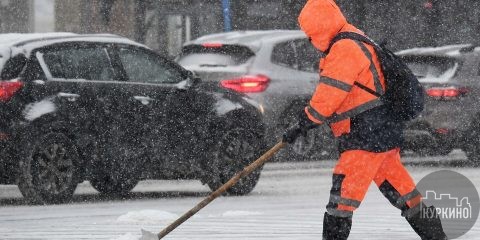 МЧС предупреждает москвичей о сильном снегопаде